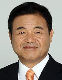 遠藤利明 の写真