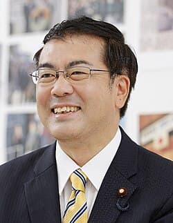 安藤裕 (政治家) の写真