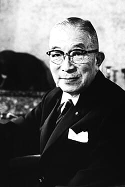 鳩山 一郎 の写真